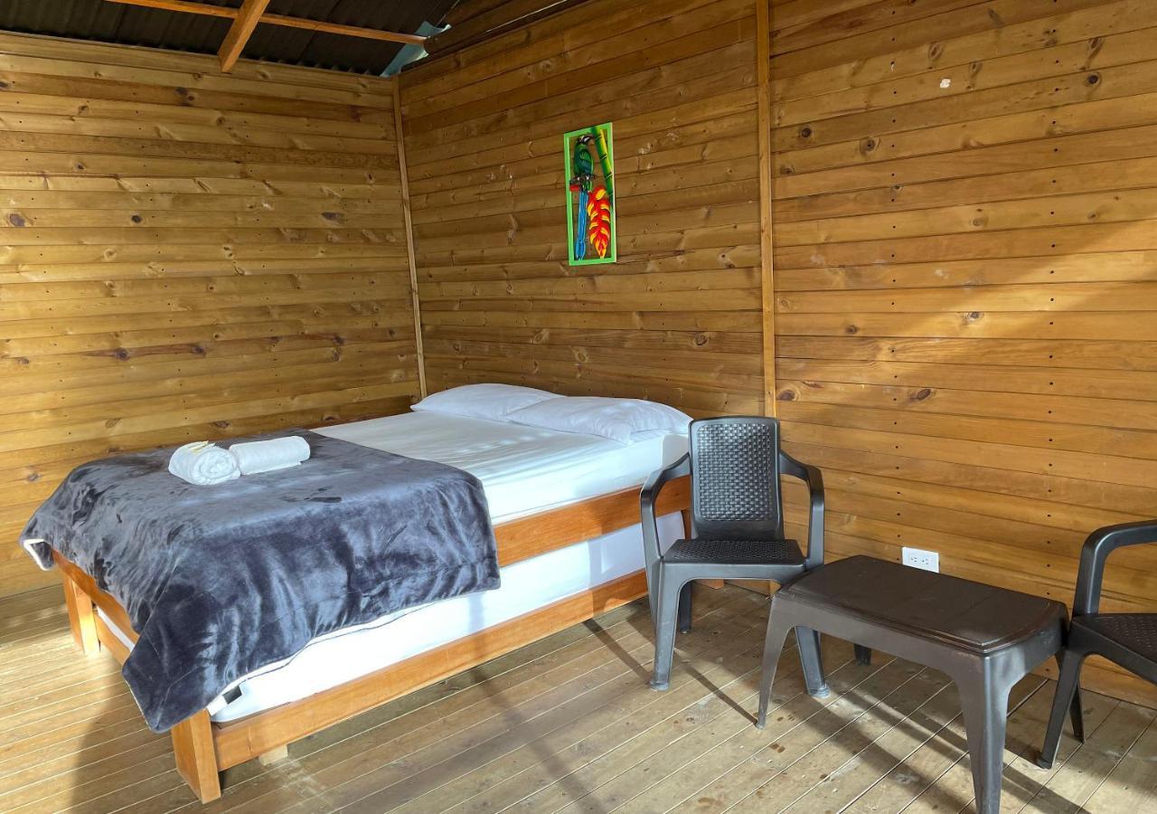 Hotel Nativos Real Guatapé Екстериор снимка